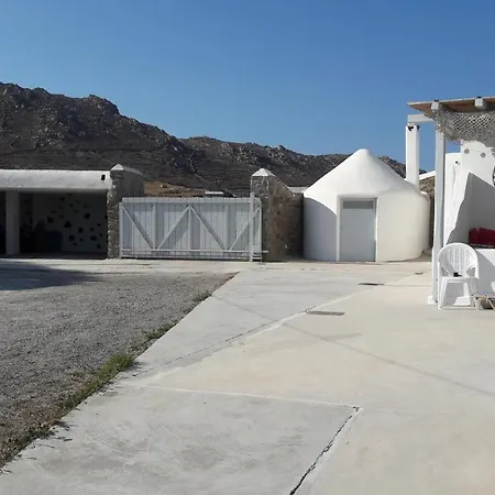بيت للعطل Feroniki Mykonos