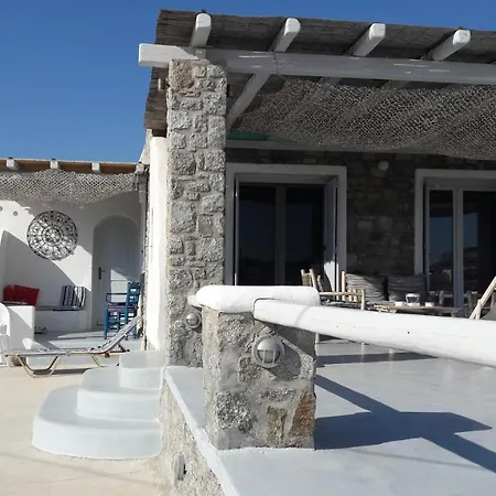بيت للعطل Feroniki Mykonos *