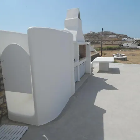 Feroniki Mykonos بيت للعطل *